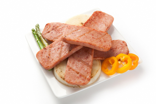 Spam on white rice with vegetables